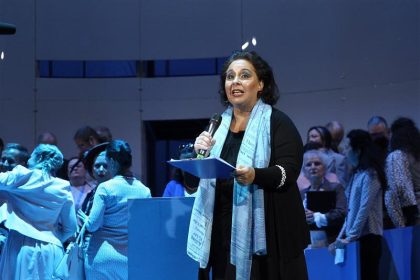 Jacques Offenbach: Orphée aux enfers, Prague National Theatre 2017 – Lenka Šmídová (Public Opinion) (photo Hana Smejkalová)