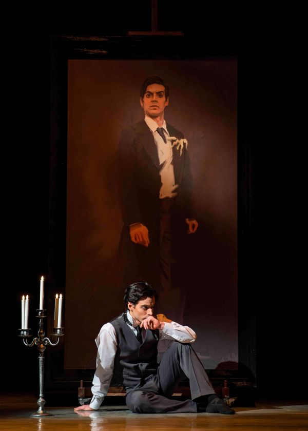 Sergio Méndez Romero in The Picture of Dorian Gray (photo by Serghei Gherciu)